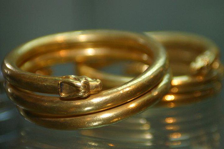 Armlets