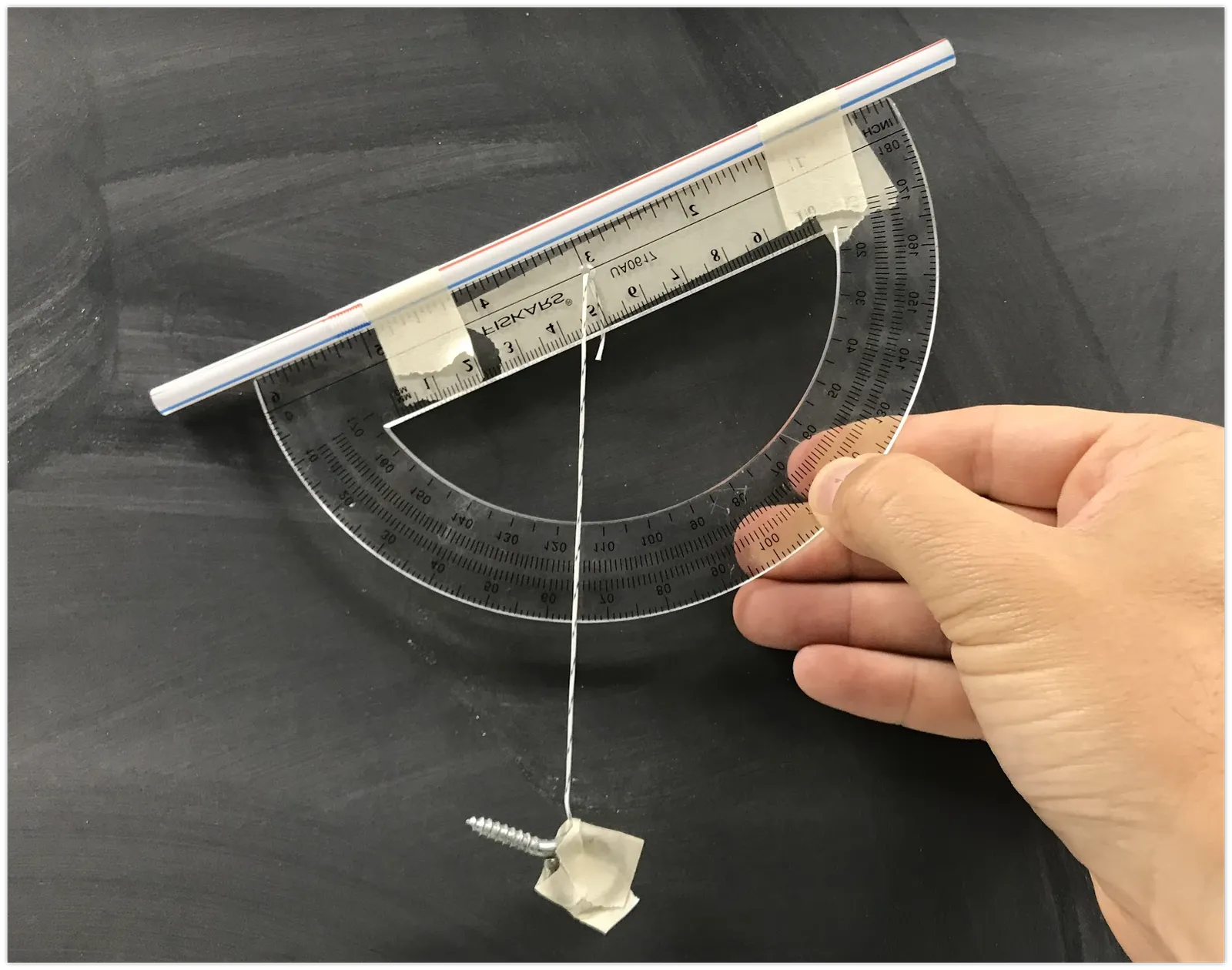 Relazione latitudine e altezza di Polaris